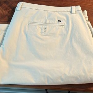 Vineyard vines shorts